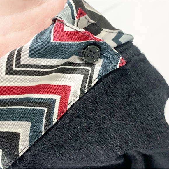 Zacks Black Knit V-Neck Sweater with Chevron Print Collar & Cuffs (S) - Picture 3 of 10